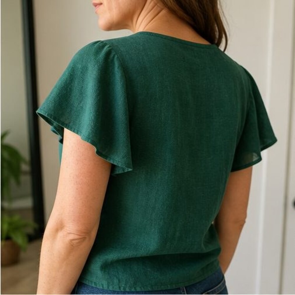 Emerald Ruffle Blouse - Picture 3 of 6